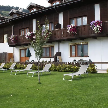 Aparthotel Stelle Di Neve
