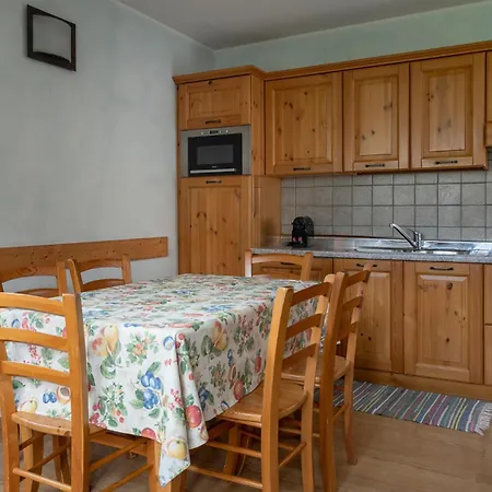 Aparthotel Stelle Di Neve