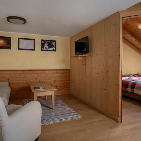 Stelle Di Neve Lägenhetshotell 3*