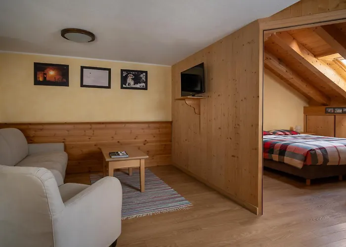 Stelle Di Neve Hotel apartamentowy 4*